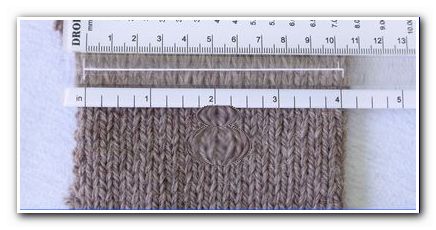 Плетете без плетене: безплатни инструкции за удобни чехли - Плетене на една кука бебешки дрехи
